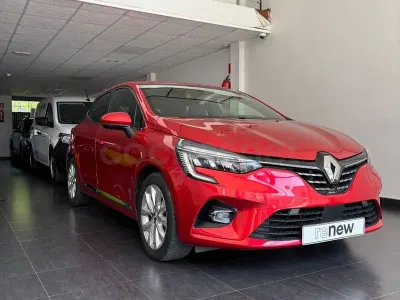 Usado Renault Clio V Zen 140 CV (102 kW) 2021 Rojo Berlina