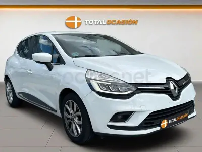 Usado Renault Clio IV Zen 120 CV (88 kW) 2017 Blanco Berlina
