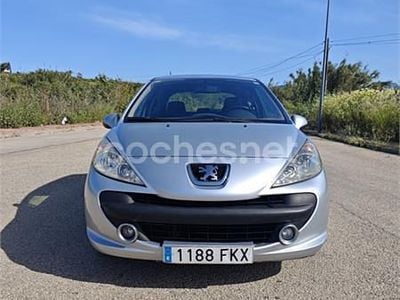 Usado Peugeot 207 90 CV (66 kW) 2007 Gris / plata Berlina