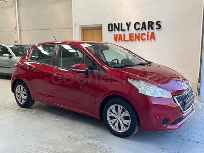 Begagnad Peugeot 208 Active 68 HK (50 kW) 2014 Röd Halvkombi