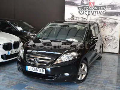 Usado Honda FR-V 140 CV (102 kW) 2007 Negro Monovolumen