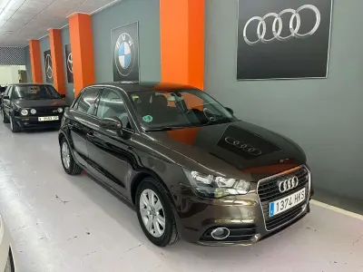 Usado Audi A1 Sportback Ambition 122 CV (89 kW) 2012 Marrón Utilitario