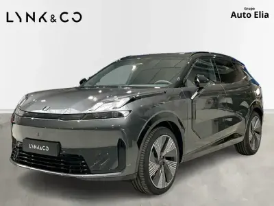 Usado Lynk & Co 08 350 CV (257 kW) 2025 Gris / plata SUV