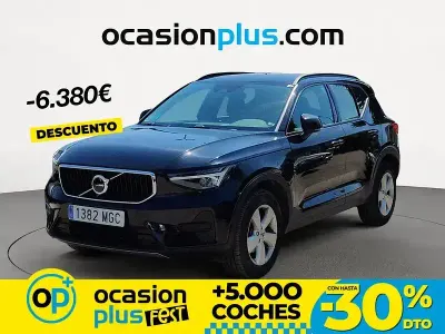 Käytetty Volvo XC40 129 HP (94 kW) 2023 Musta Katumaasturi