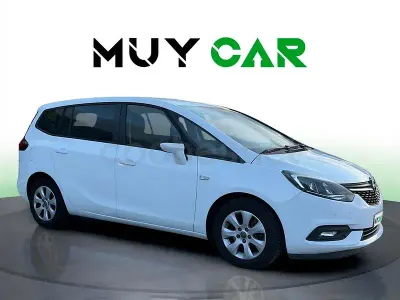 Usado Opel Zafira Family 140 CV (102 kW) 2018 Blanco Monovolumen
