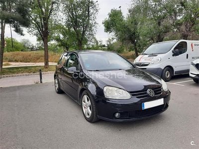 Negro Usado 2006 VW Golf V Highline Berlina | 3900 € (Precio justo)