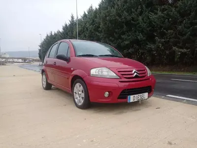 Käytetty Citroën C3 68 HP (50 kW) 2010 Punainen Viistoperä