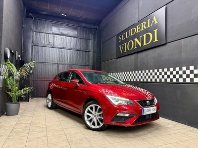 Usado Seat Leon FR 130 CV (95 kW) 2019 Rojo Berlina