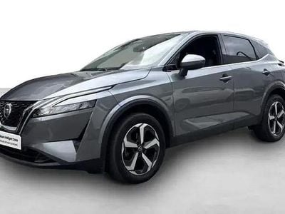 Usado Nissan Qashqai 140 CV (102 kW) 2022 Skyline grey (metalizado) SUV