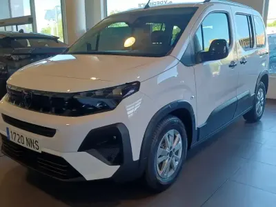 Nuevo Peugeot Rifter Allure 100 CV (73 kW) 2026 Blanco Monovolumen