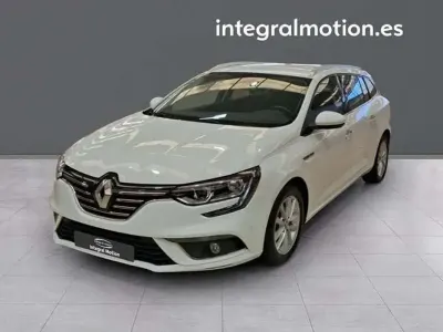 Usado Renault Mégane GrandTour Zen 116 CV (85 kW) 2020 Blanco Familiar