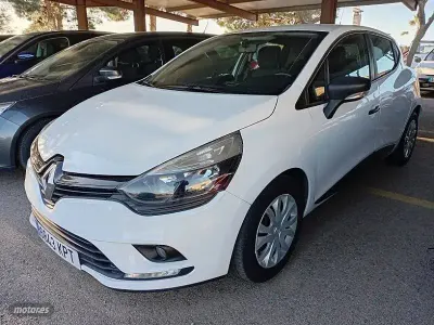 Usado Renault Clio 75 CV (55 kW) 2018 Blanco