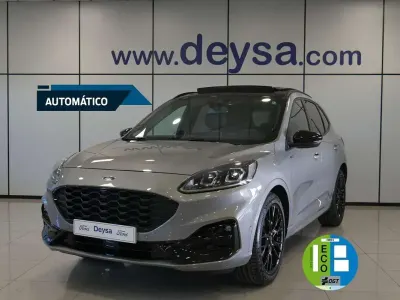 Usado Ford Kuga ST-Line X 190 CV (139 kW) 2023 Plateado SUV