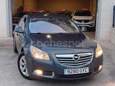 Azul Usado 2010 Opel Insignia Edition Berlina | 6495 € (Precio justo)