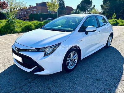 Usado Toyota Corolla Style 122 CV (89 kW) 2021 Blanco Berlina