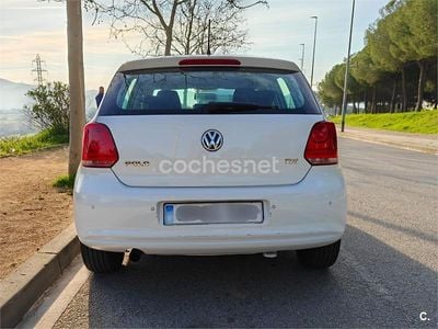 Usado VW Polo Advance 90 CV (66 kW) 2010 Blanco Utilitario