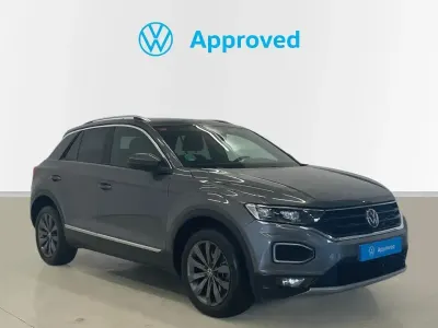Usado VW T-Roc Sportline 150 CV (110 kW) 2021 Gris SUV