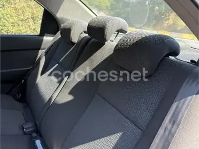 Usado Chevrolet Aveo LT 94 CV (69 kW) 2007 Gris / plata Berlina