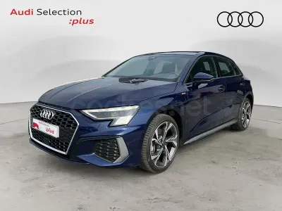 Käytetty Audi A3 Ambiente 204 HP (150 kW) 2024 Sininen Sedan