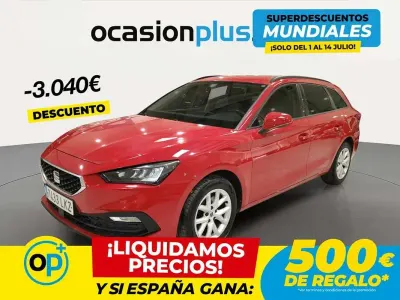 Usado Seat Leon ST Style 150 CV (110 kW) 2020 Rojo Familiar