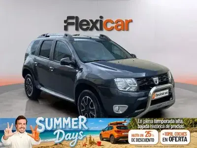 Usado Dacia Duster Lauréate 110 CV (80 kW) 2017 Gris SUV