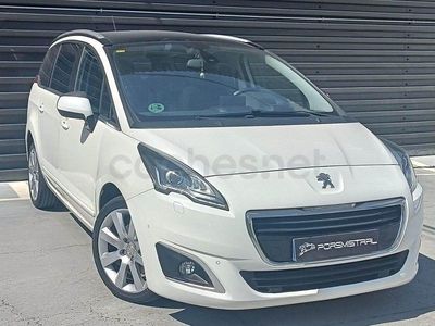 Usado Peugeot 5008 Allure 150 CV (110 kW) 2016 Blanco Monovolumen
