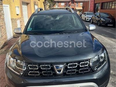 Usado Dacia Duster Prestige 125 CV (91 kW) 2018 Gris / plata SUV