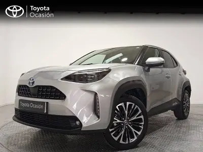 Usado Toyota Yaris Cross Style 116 CV (85 kW) 2022 Gris / plata SUV