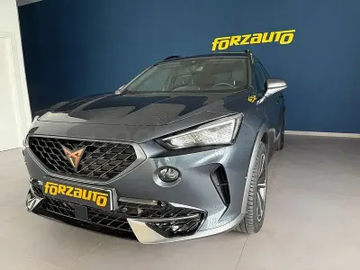 Usado Cupra Formentor 204 CV (150 kW) 2021 Gris / plata SUV