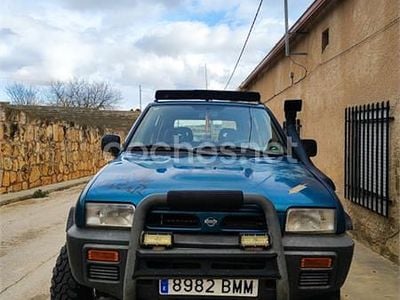 Usado Nissan Terrano 100 HP (73 kW) 1995 Azul SUV