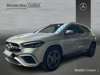 Usado Mercedes GLA250 217 CV (159 kW) 2025 Plateado SUV