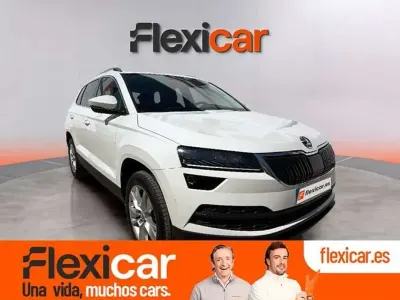 Usado Skoda Karoq Ambition 110 CV (80 kW) 2021 Blanco SUV