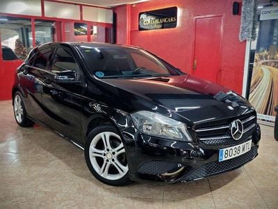 Negro Usado 2015 Mercedes A180 Urban Utilitario | 11.850 € (Precio justo)