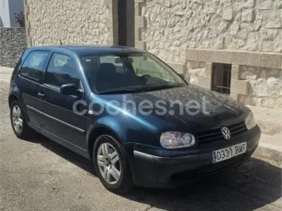 Usado VW Golf IV 110 CV (80 kW) 2003 Negro Berlina