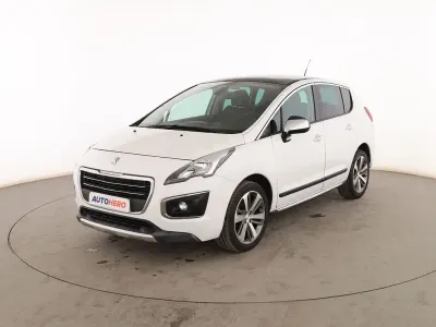Usado Peugeot 3008 Allure 130 CV (95 kW) 2015 Blanco Familiar