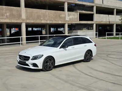 Usado Mercedes C220 194 CV (142 kW) 2019 Blanco Familiar