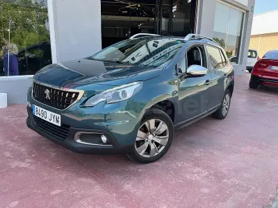 Usado Peugeot 2008 Style 82 CV (60 kW) 2017 Azul SUV