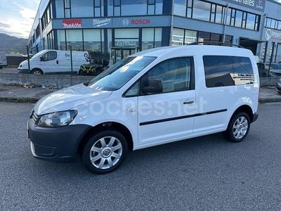 Usado VW Caddy Comfortline 140 CV (102 kW) 2012 Blanco Monovolumen