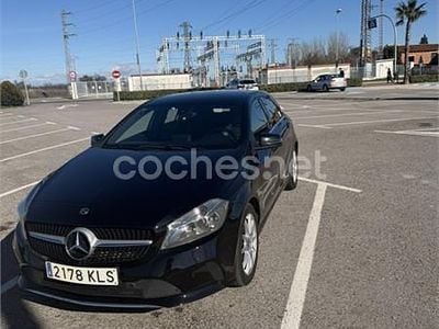 Usado Mercedes A200 Urban 136 CV (100 kW) 2017 Negro Berlina