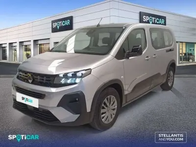 Usado Peugeot Rifter Allure 102 CV (75 kW) 2025 Gris Monovolumen