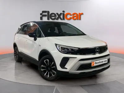 Usado Opel Crossland X Elegance 131 CV (96 kW) 2024 Blanco SUV