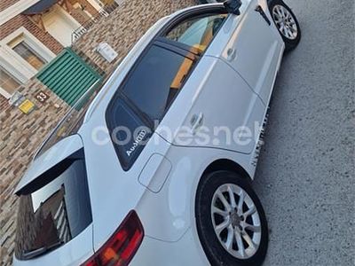 Usado Audi A3 Attraction 105 CV (77 kW) 2013 Blanco Berlina
