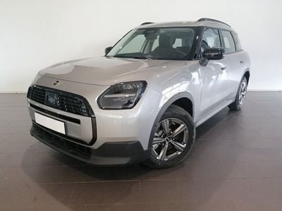 Gris Usado 2024 Mini Countryman Essential SUV | 38.500 € (Un poco caro)