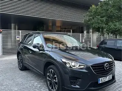 Usado Mazda CX-5 Luxury 150 CV (110 kW) 2015 Gris / plata SUV
