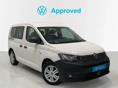 Usado VW Caddy 102 CV (75 kW) 2021 Blanco Monovolumen