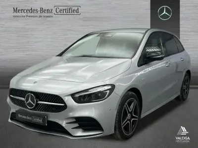 Usado Mercedes B250e 218 CV (160 kW) 2025 Gris Monovolumen
