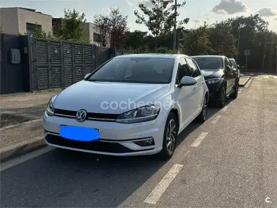Usado VW Golf VII Advance 125 CV (91 kW) 2017 Blanco Berlina