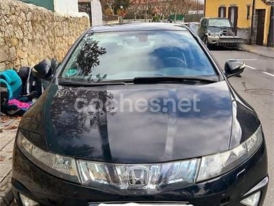 Negro Usado 2007 Honda Civic Executive Berlina | 4999 € (Precio justo)