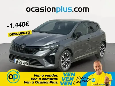 Usado Renault Clio V Techno 90 CV (66 kW) 2024 Gris Berlina