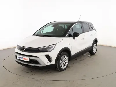 Usado Opel Crossland X Elegance 131 CV (96 kW) 2021 Blanco SUV